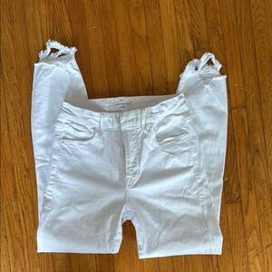 Good American  White Distressed Denim Jeans

good american style glc001st white